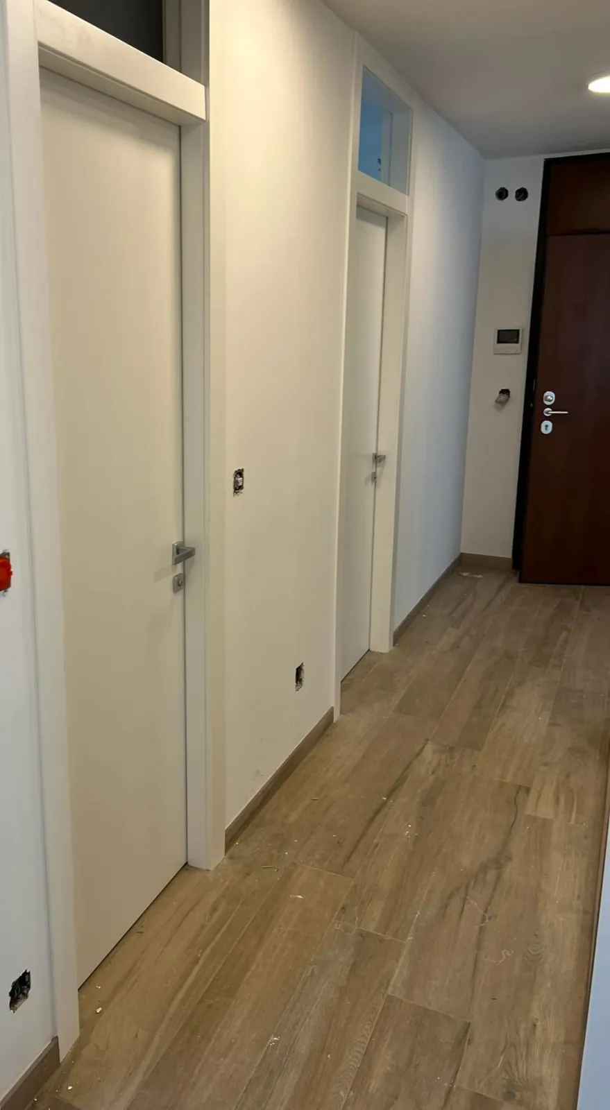 Porte interne posate a Bellinzona